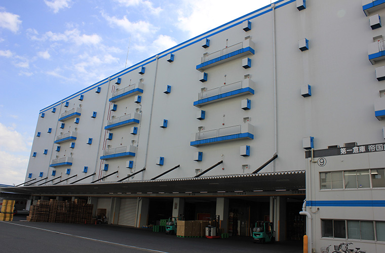 warehouse-adachi001